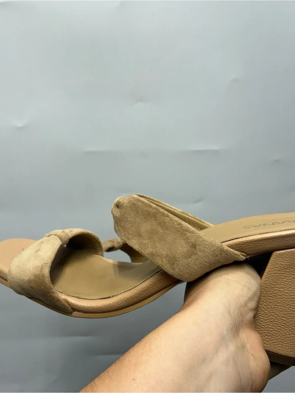 Kaanas 11 Fits Smaller 9.5 Slip On Heels Tan Suede Cocktail Open Toe Bow Resort